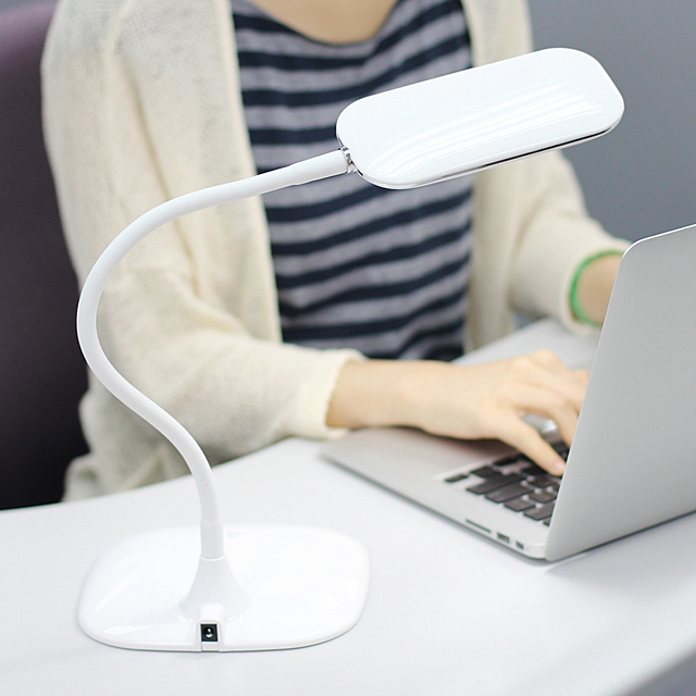 Eye-Protection LED Flexible Table Lamp