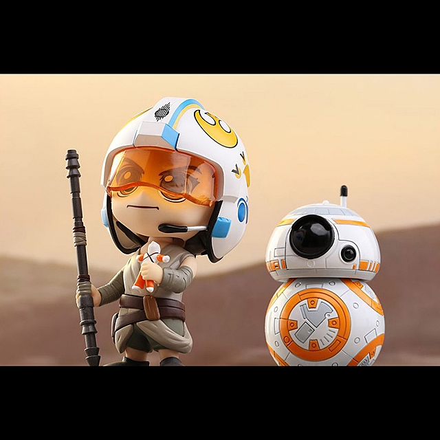 Hot Toys Star Wars The Force Awakens - Rey & BB-8 Cosbaby (S) Bobble-Head Set