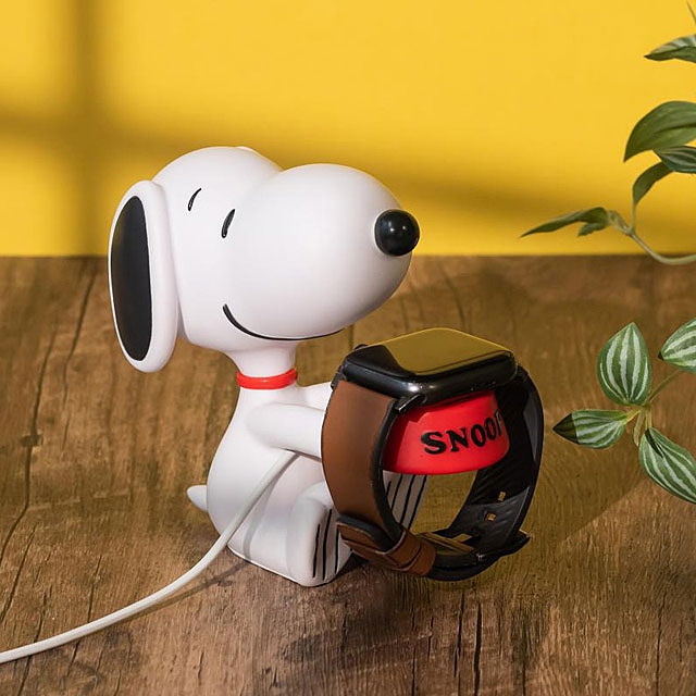 infoThink Snoopy Figure Holder for Apple Watch