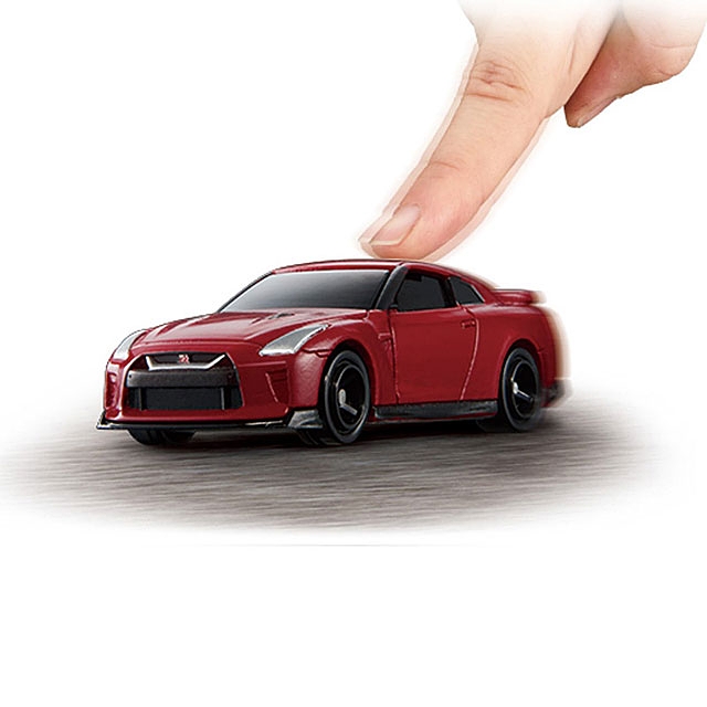 Takara Tomy Tomica 4D 01 Nissan GT-R Vibrant Red
